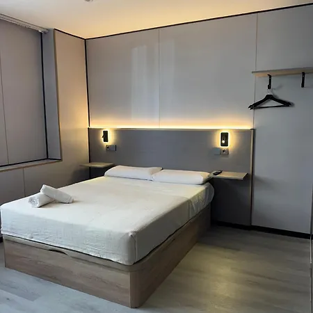 Hotel Itour & Coffee *