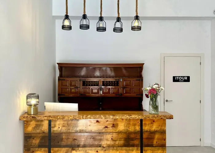 Itour & Coffee Szálloda