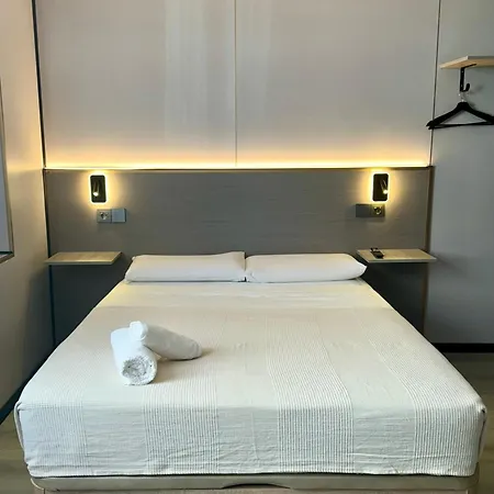 Hotel Itour & Coffee