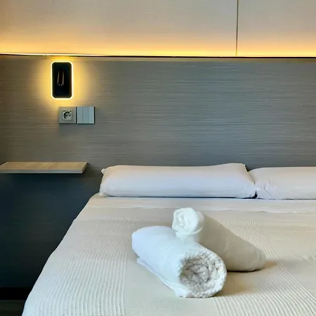 Itour & Coffee ホテル *