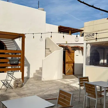 Itour & Coffee Hotel